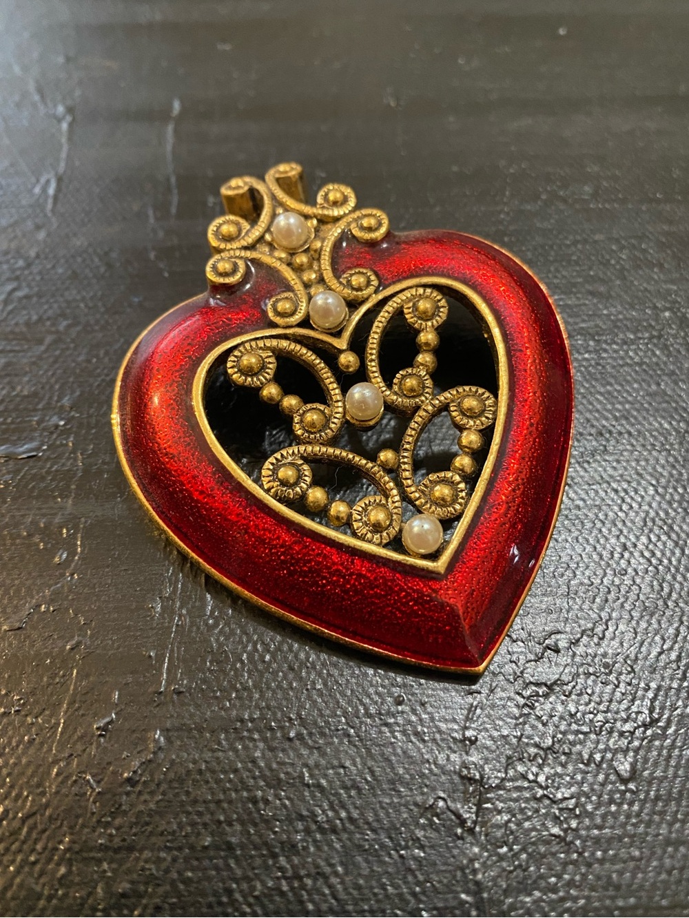 ❤️Vintage heart pendant with faux pearls